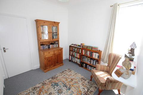 24 Dudley Road, Clacton-on-sea, CO15 3DN