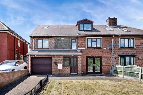 82 Brecks Lane, Rotherham, S65 3PS