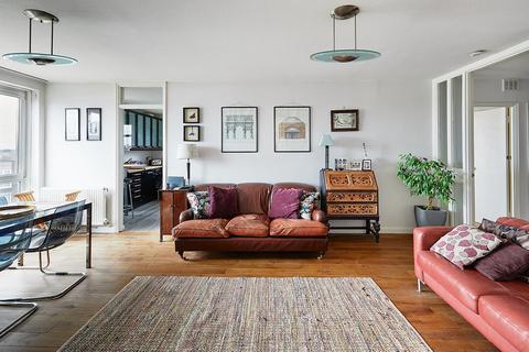 undefined, Rosebank, Fulham, SW6