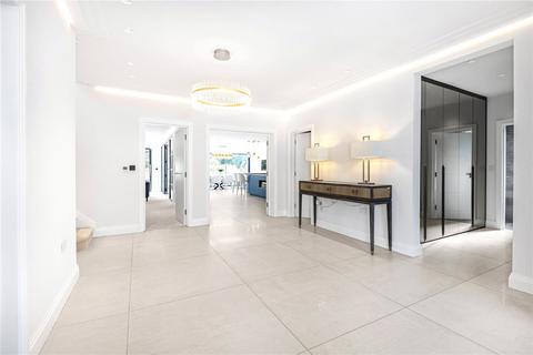 undefined, Oakleigh Park South, London, N20