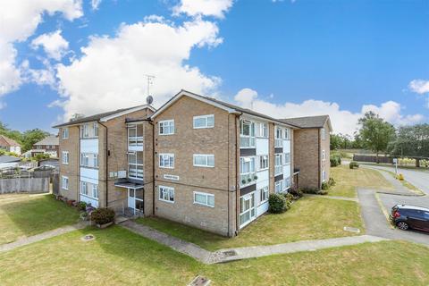 1 bedroom flat for sale, Castle Drive, Reigate, Surrey