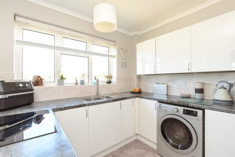 1 bedroom flat for sale, Castle Drive, Reigate, Surrey