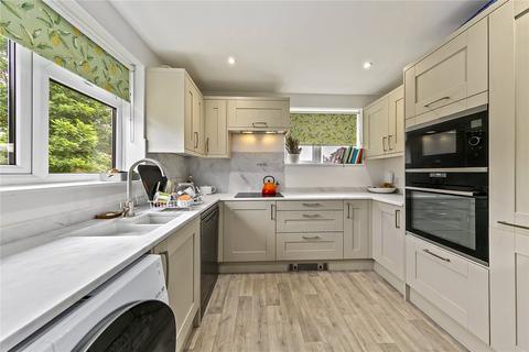 6 Beverley Road, Kingston Upon Thames, KT1 4DZ