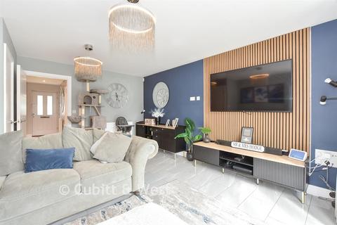 2 bedroom semi-detached house for sale, Kingfisher Drive, Crowborough, East Sussex