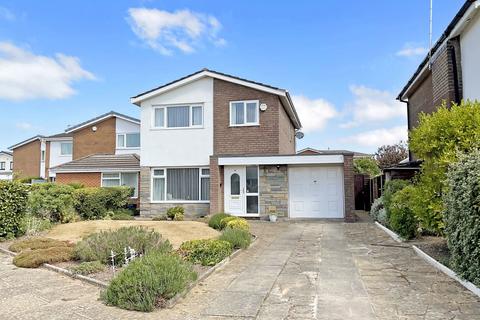 3 bedroom detached house for sale, Arden Close, Southport PR8