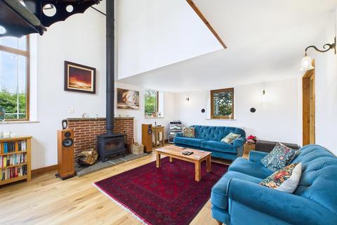 3 bedroom detached house for sale, Dereham Road, Whinburgh