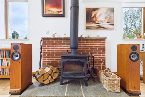 3 bedroom detached house for sale, Dereham Road, Whinburgh