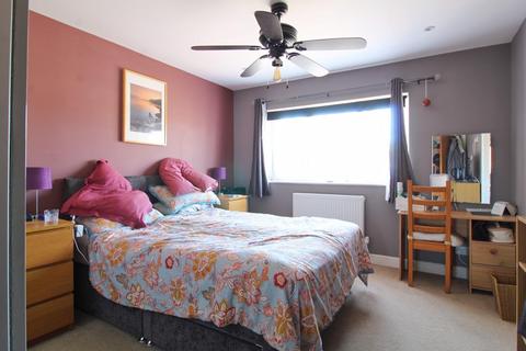13 Aldgate Close, Potton, Sandy, SG19 2RU