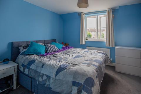69 Loiret Crescent, Malmesbury, SN16 9GW