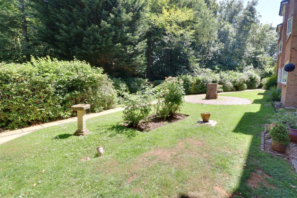 Communal gardens