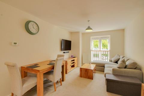 2 bedroom flat for sale, Funnell Drive, Haywards Heath, RH17