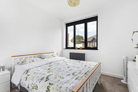 undefined, Hanworth Lane, Surrey KT16
