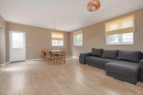 3 bedroom end of terrace house for sale, Sheriff Avenue, Coventry CV4