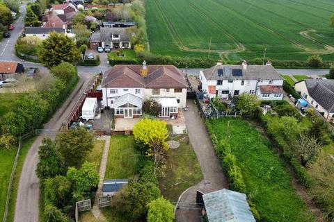4 bedroom semi-detached house for sale, Clacton Road, Harwich CO12
