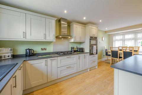 3 bedroom detached house for sale, St. Benedicts Road, Wombourne, WV5 9HP