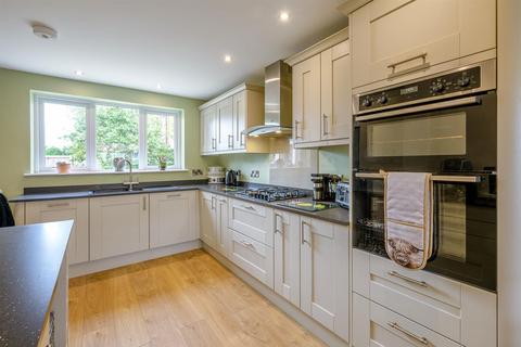 3 bedroom detached house for sale, St. Benedicts Road, Wombourne, WV5 9HP
