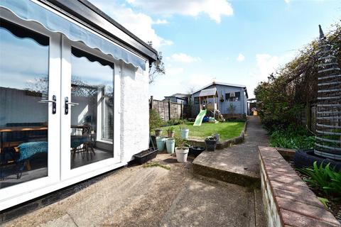 80 Abbey Road, Belvedere, DA17 5DE