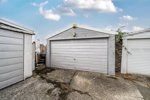 80 Abbey Road, Belvedere, DA17 5DE