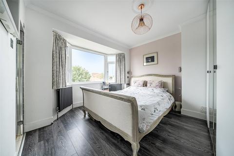 80 Abbey Road, Belvedere, DA17 5DE