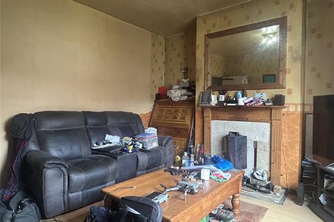 14 Broadstone Avenue, Oldham, OL4 2LG