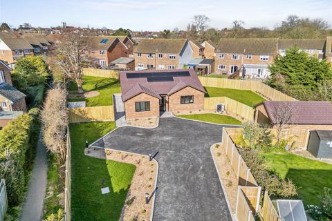 3 bedroom detached bungalow for sale, The Drive, Hailsham