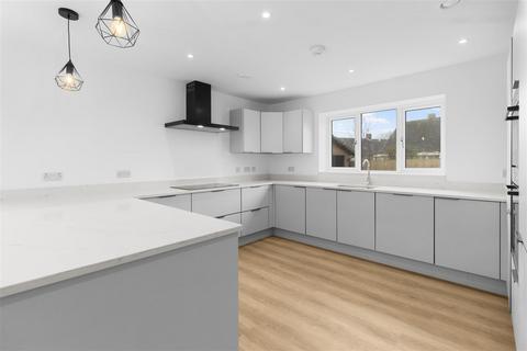 3 bedroom detached bungalow for sale, The Drive, Hailsham