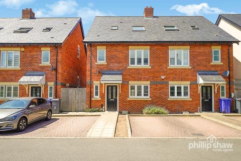 4 bedroom semi-detached house for sale, Elmore Close, Harrow, HA3