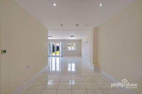 4 bedroom semi-detached house for sale, Elmore Close, Harrow, HA3