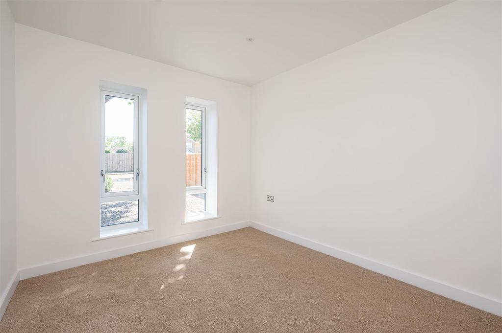 Sitting / family room
