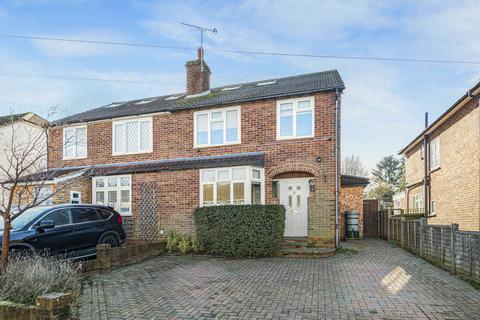 47 Lodge Road, Fetcham, Leatherhead, KT22 9QY