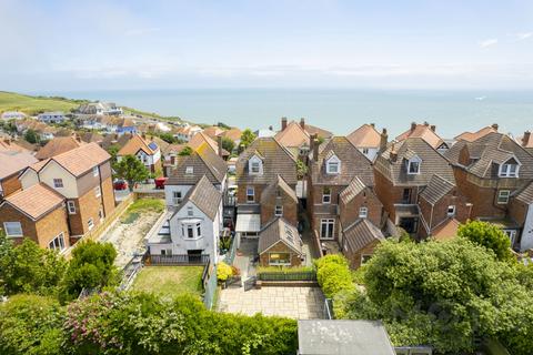 undefined, Wear Bay Crescent, Folkestone, CT19