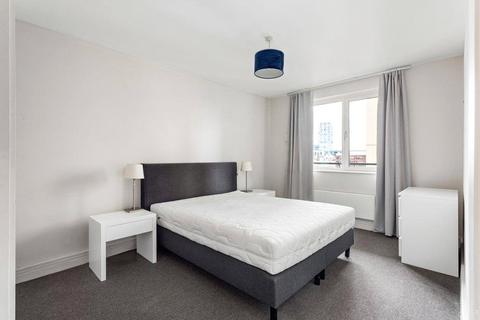 undefined, Mansell Street, London, E1