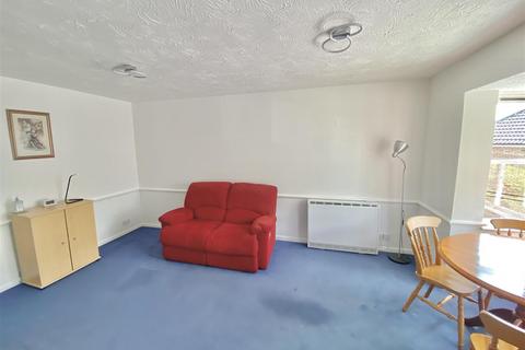 undefined, Bornedene, Potters Bar EN6