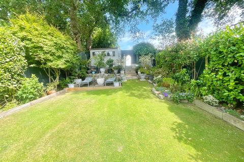 4 bedroom semi-detached house for sale, Worthington Crescent, Whitecliff, Poole, Dorset, BH14
