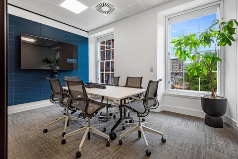 Office to rent, 2 Castle Ter Edinburgh EH1 2YA