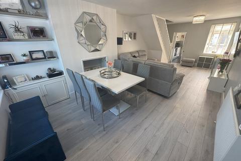 138 Woodthorpe Road, Ashford, TW15 3LH