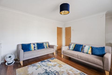 24 Fernhurst Close, Beaconsfield, HP9 1AN