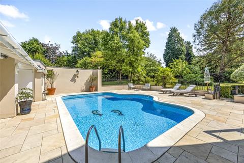 7 bedroom detached house for sale, Bognor Road, Broadbridge Heath, Horsham, West Sussex, RH12