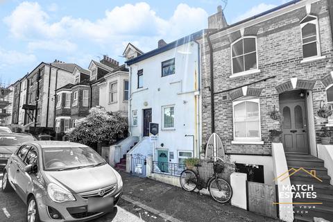 14a East Cliff, Folkestone, CT19 6BU