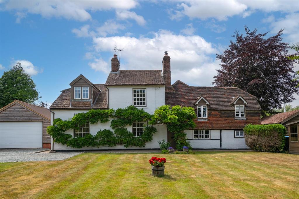 Keepers Cottage externals-2.jpg