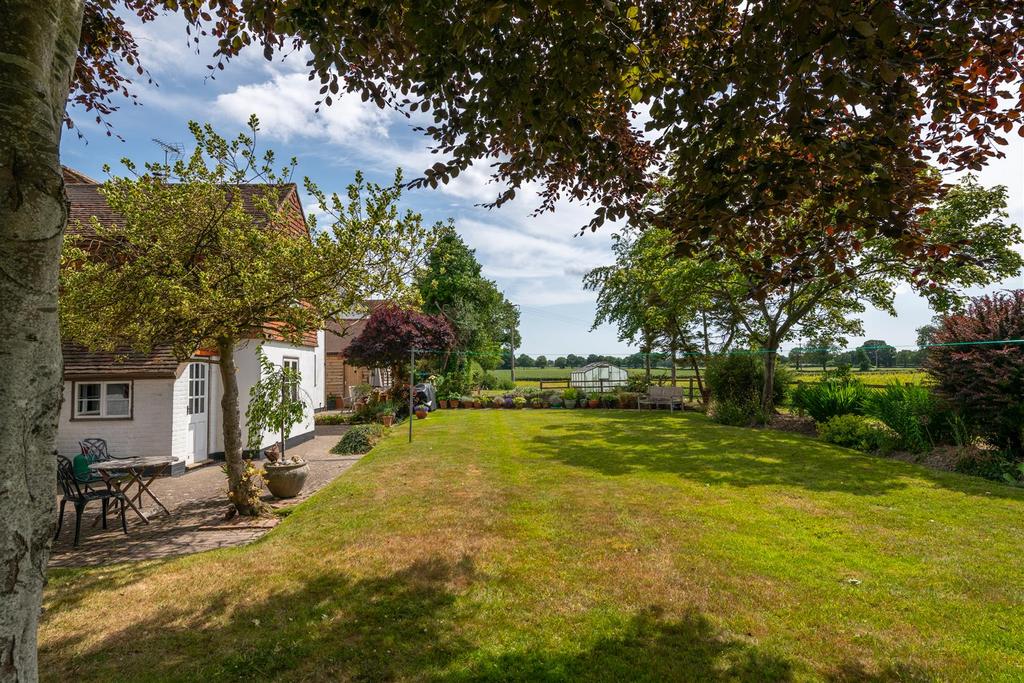 Keepers Cottage externals-14.jpg