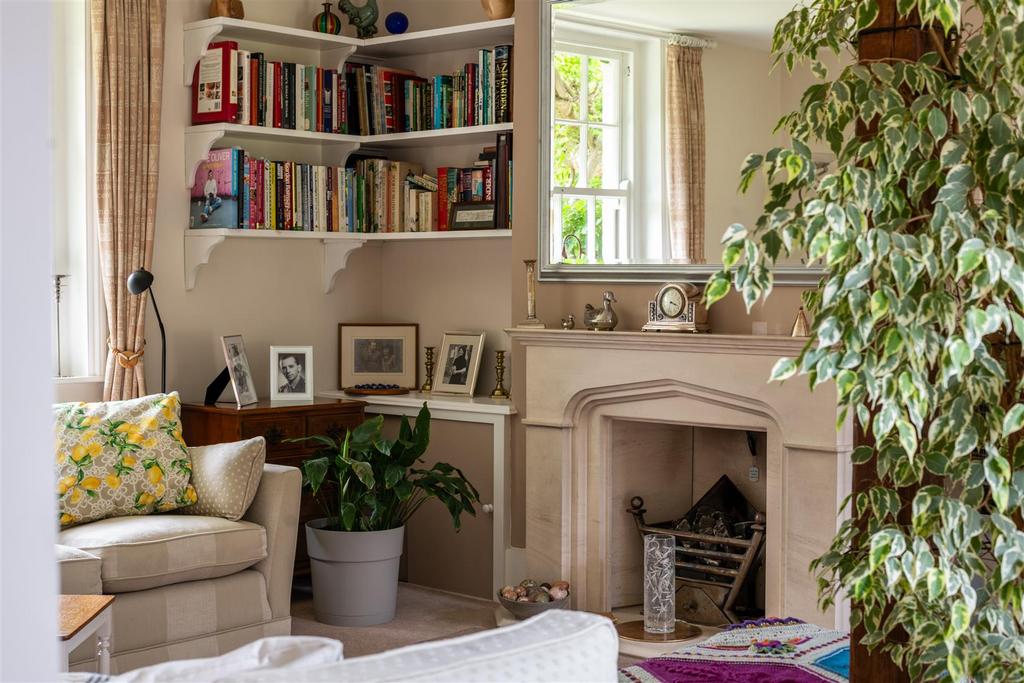 Keepers Cottage internals-16.jpg