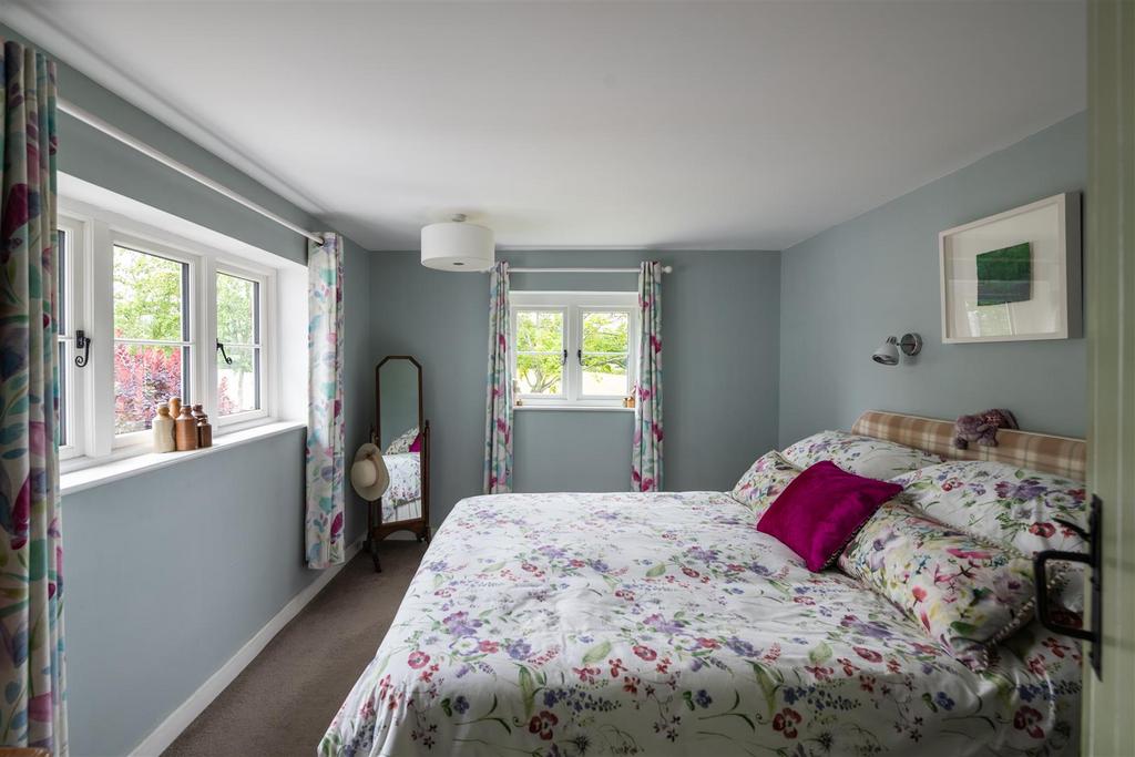 Keepers Cottage internals-11.jpg