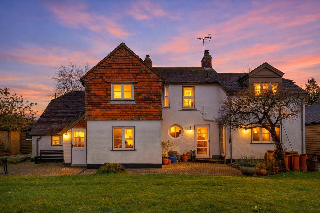 Keepers Cottage twilight.jpg