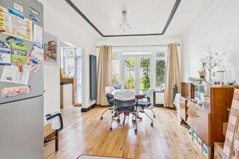 6 Uppingham Avenue, Stanmore, HA7 2JY