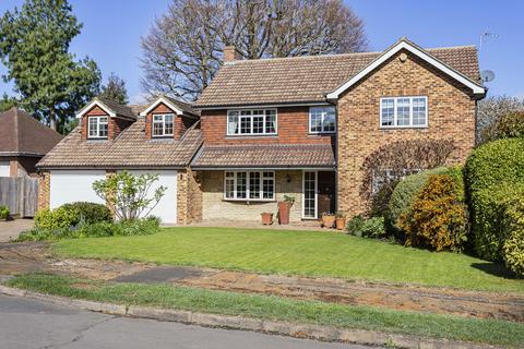 16 Ridgelands, Fetcham, Leatherhead, KT22 9DB
