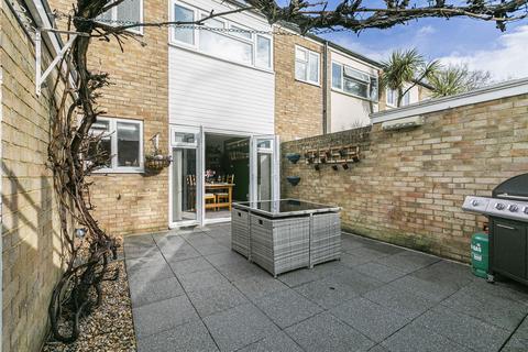 15 Greathurst End, Great Bookham, Leatherhead, KT23 3JQ