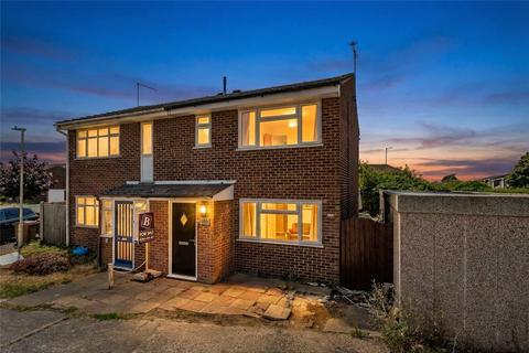 3 bedroom semi-detached house for sale, Lupin Drive, Springfield, Essex, CM1