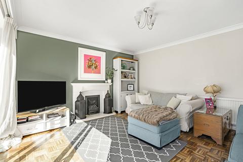 26 Downs Way, Great Bookham, Leatherhead, KT23 4BW
