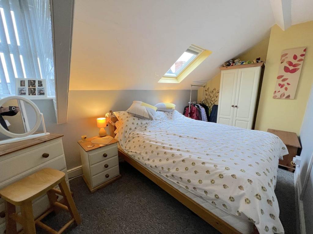 Bedroom2
